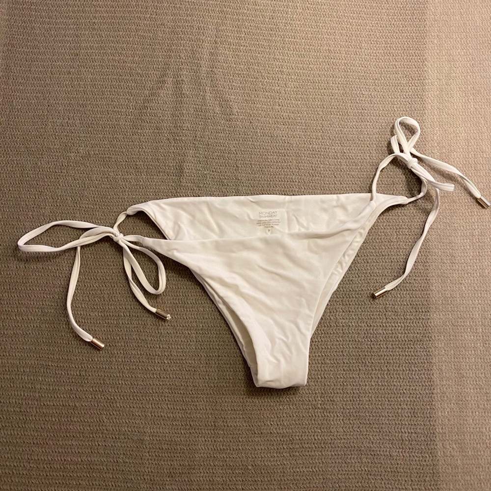 Monday Swimwear Le Marais Bottom P Ivory